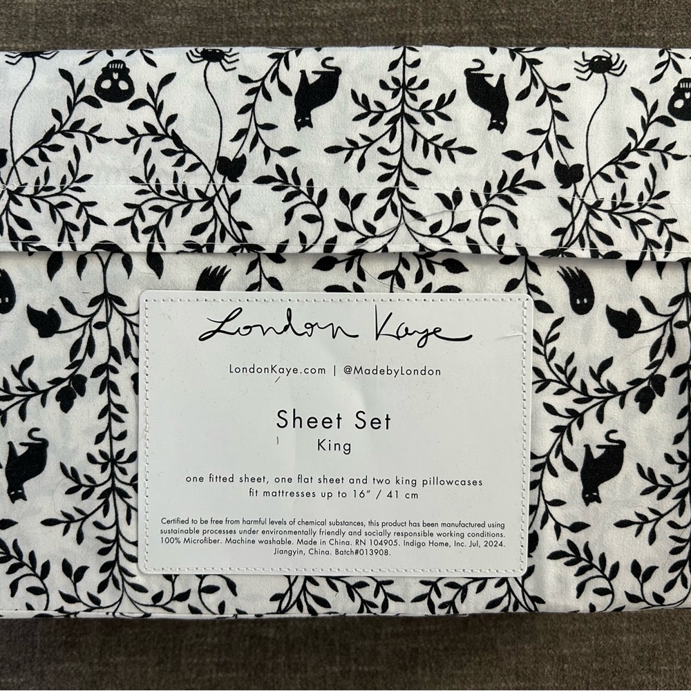 London Kaye Black and White Halloween Sheet Set - King